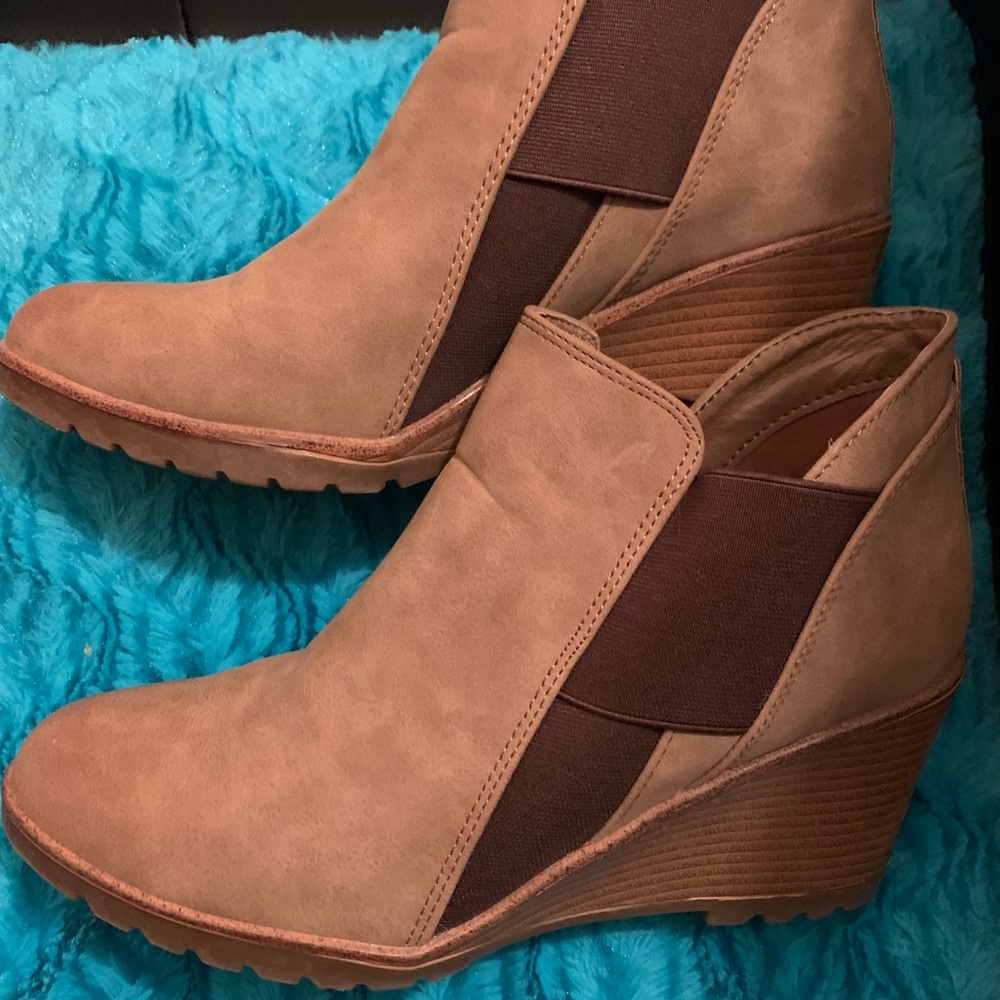 Cute Maurice booties